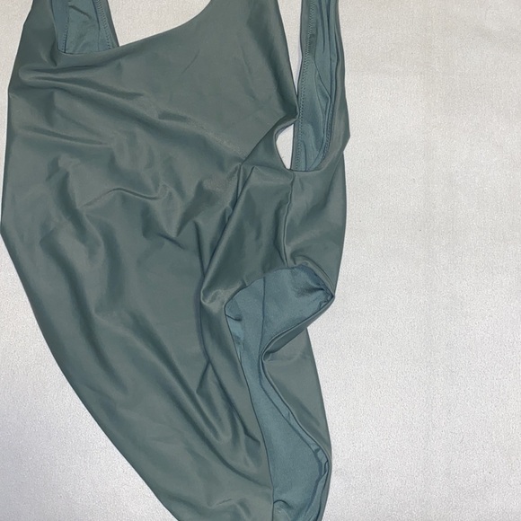 Aerie super high waisted one piece green swim suit Sz large - Picture 6 of 6